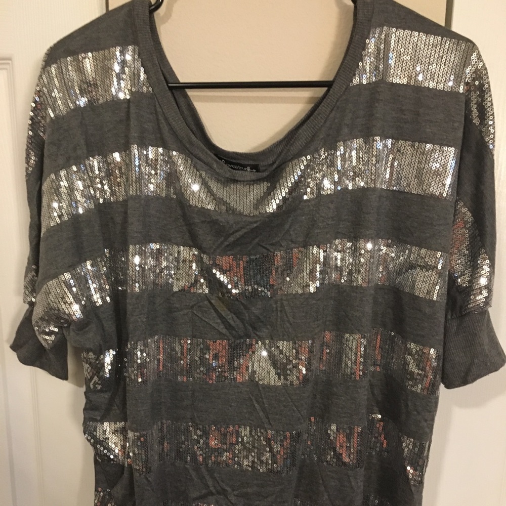 Grey top with sequins
